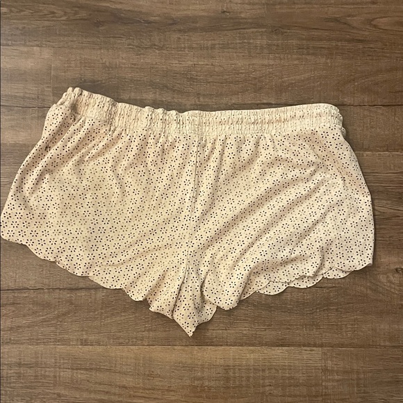 Mudd Cream and Black Polka Dot Sleep Shorts - Picture 3 of 3